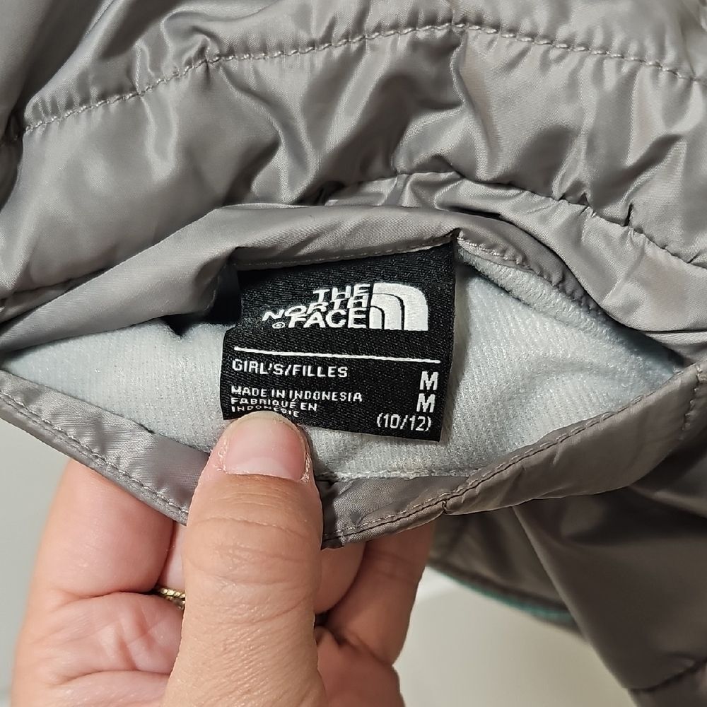 The North Face Gray and Mint Reversible Vest - Picture 2 of 4